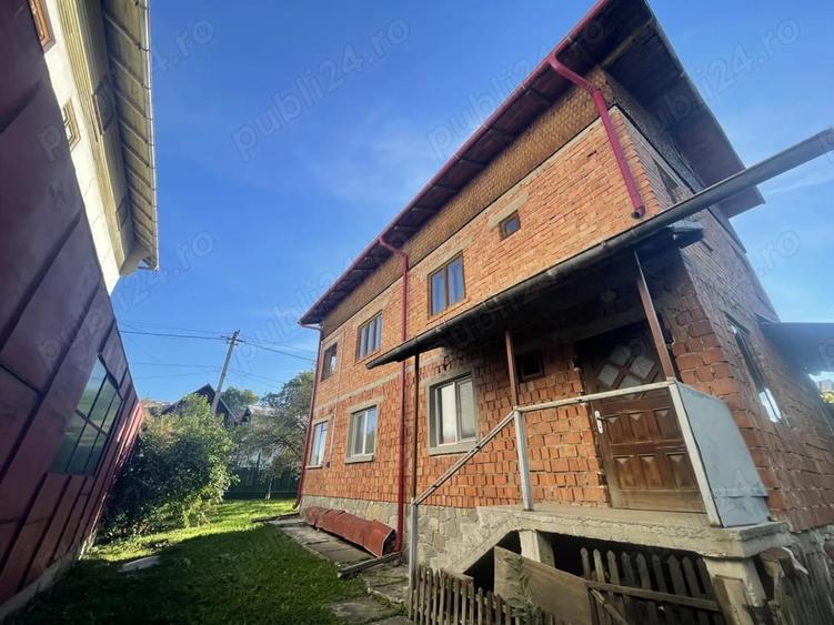 Casă cu Teren 500 Mp în Central