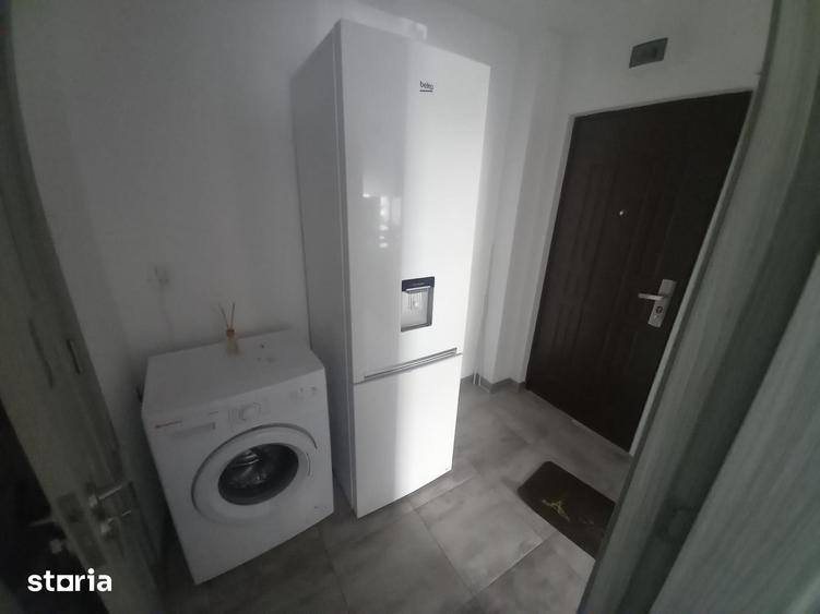 Garsonieră decomandată în Central