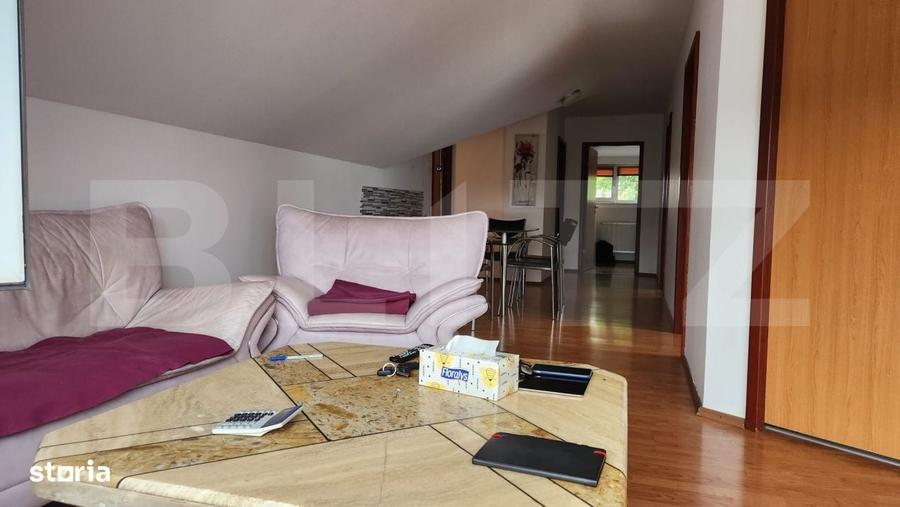 Casă cu 4 camere în Central