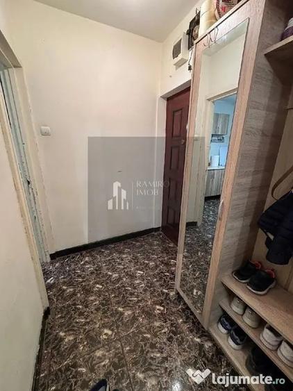Apartament cu 2 camere semidecomandat în Tineretului