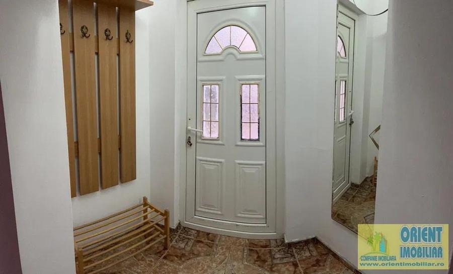 Casă individuală cu 5 camere cu Teren 250 Mp în Cumpăna