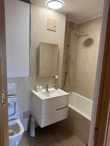 Apartament cu 2 camere decomandat în Ultracentral