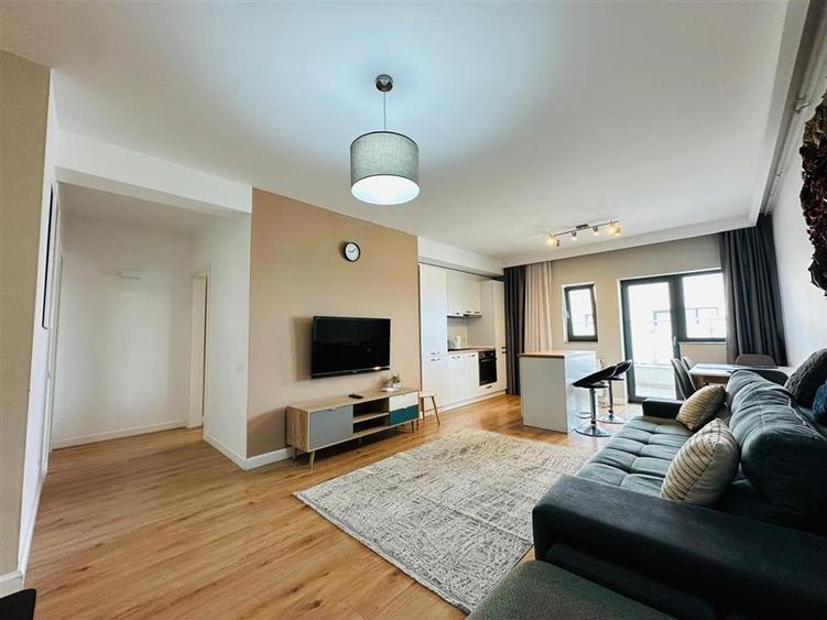 Apartament cu 2 camere decomandat în Central
