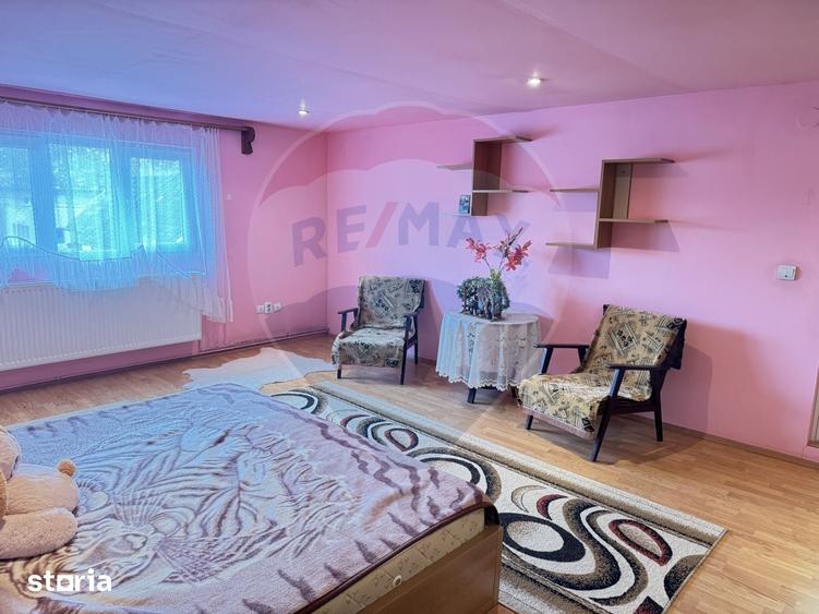 Casă cu 3 camere cu Teren 356 Mp în Central