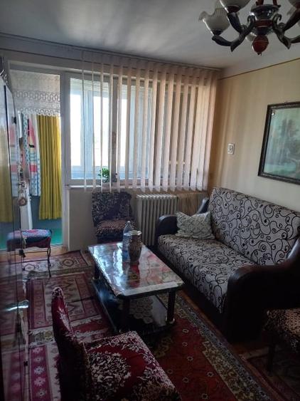 Apartament cu 2 camere semidecomandat în Odobescu