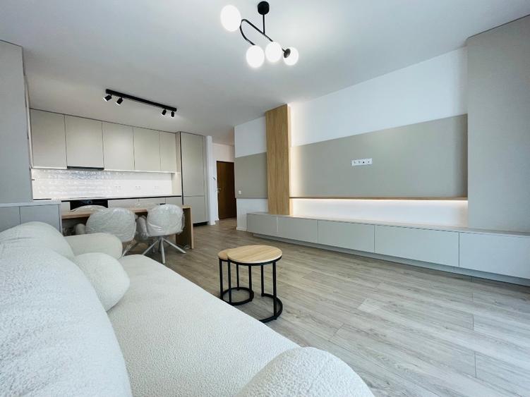 Apartament cu 2 camere semidecomandat în Florești