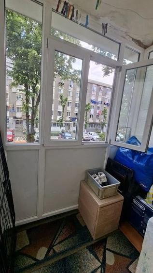 Apartament cu 2 camere semidecomandat în Războieni