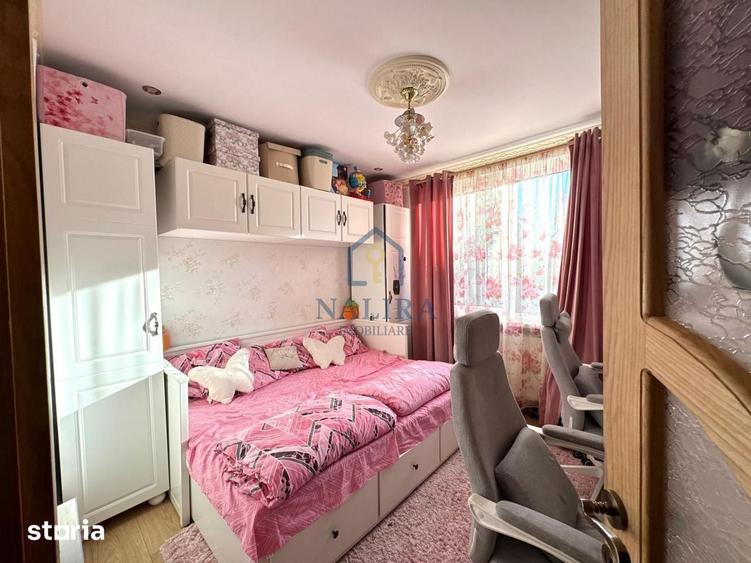 Apartament cu 3 camere decomandat în Săsar