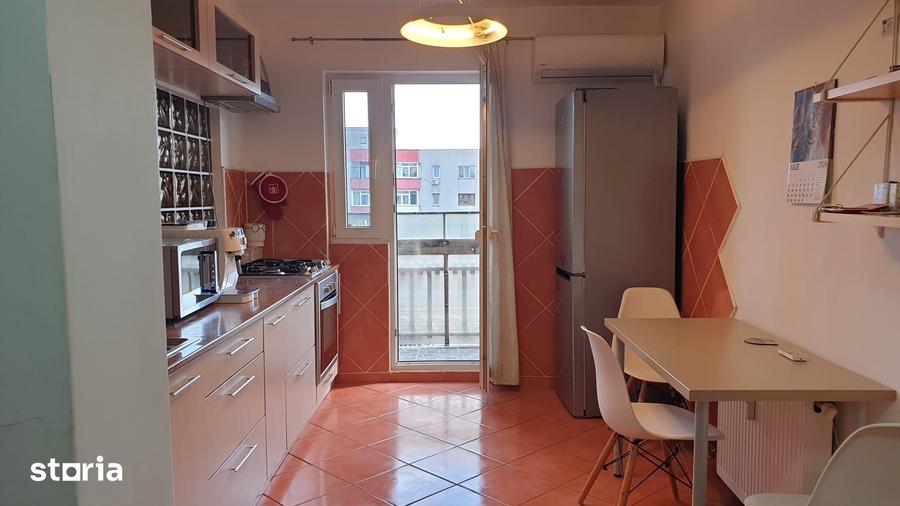 Apartament cu 2 camere decomandat în Vest