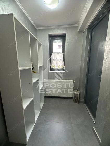 Casă cu 4 camere cu Teren 240 Mp în Lipovei