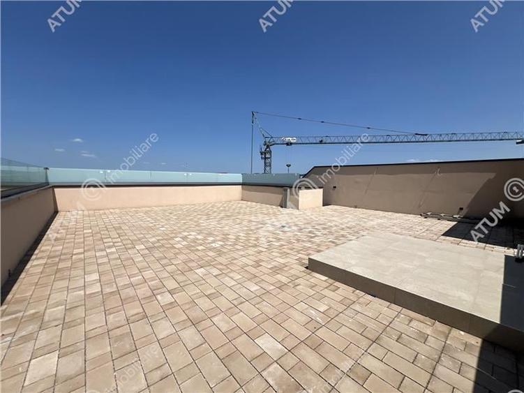 Apartament cu 3 camere decomandat în Exterior Vest