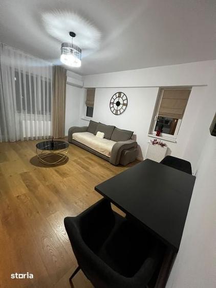 Apartament cu 2 camere decomandat în Podu Roș
