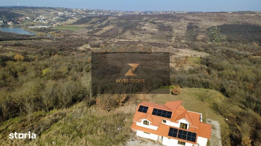 Casă cu 5 camere cu Teren 1253 Mp în Podgoria