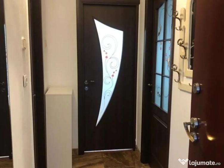 Vtan mall etaj 1 din 4 - 9