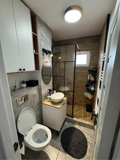 Apartament cu 3 camere decomandat în Vasile Aaron