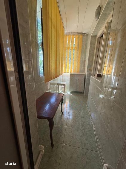 Apartament cu 3 camere în Micro 14