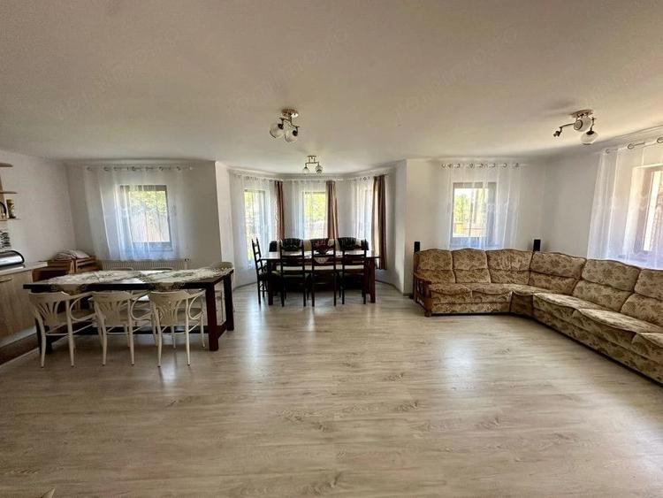 Spațiu comercial, de 224 mp, în Bobu