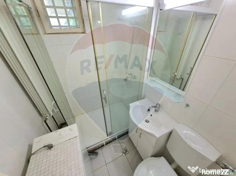 Apartament cu 2 camere decomandat în Podgoria