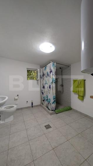 Casă individuală cu 3 camere cu Teren 3266 Mp în Malu cu Flori