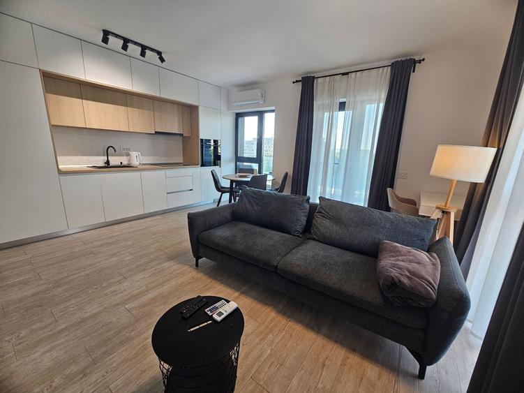 Apartament cu 3 camere decomandat în Herăstrău