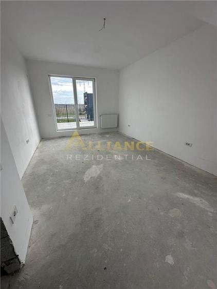 Garsonieră decomandată în Central