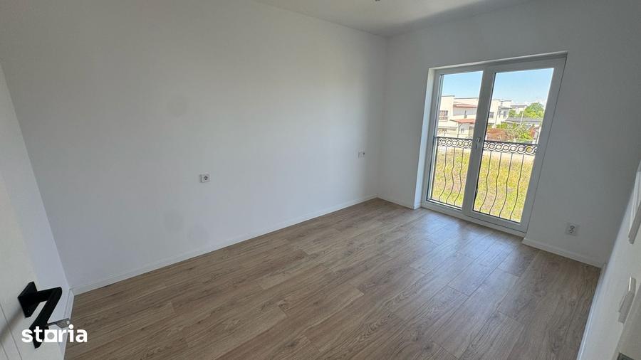 Casă cu 4 camere cu Teren 220 Mp în Șelimbăr