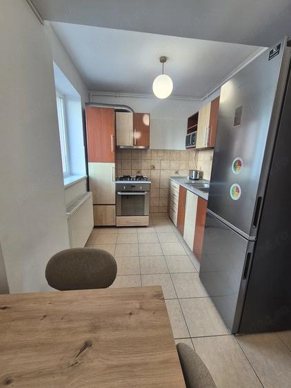 Apartament cu 2 camere decomandat în Vitan