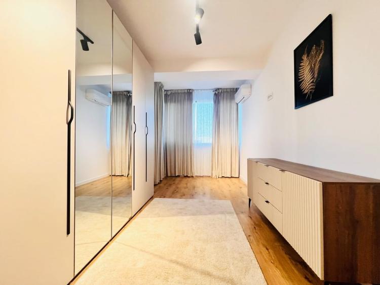 Apartament cu 2 camere semidecomandat, mobilat în Pipera