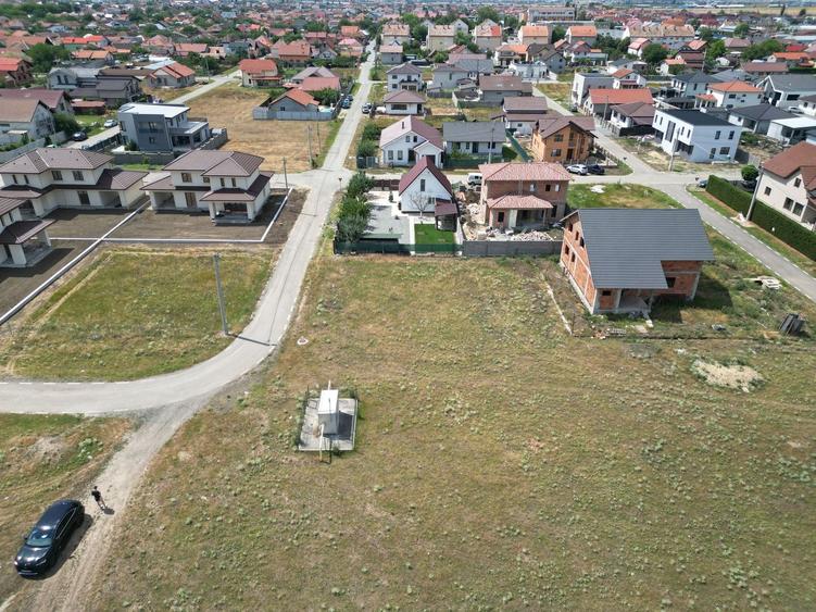 Teren Construcții intravilan de 500 mp, în Vladimirescu