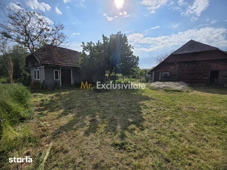 Casă cu 2 camere cu Teren 7350 Mp în Valea Vinului