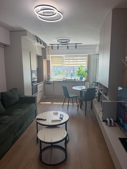 Apartament cu 2 camere decomandat în Exterior Vest