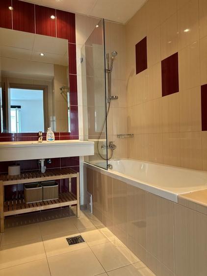 Apartament cu 3 camere decomandat în Vitan-Bârzești