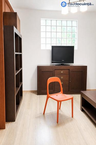 Apartament cu 2 camere în Mihai Bravu