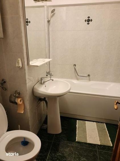Apartament cu 2 camere decomandat în 13 Septembrie