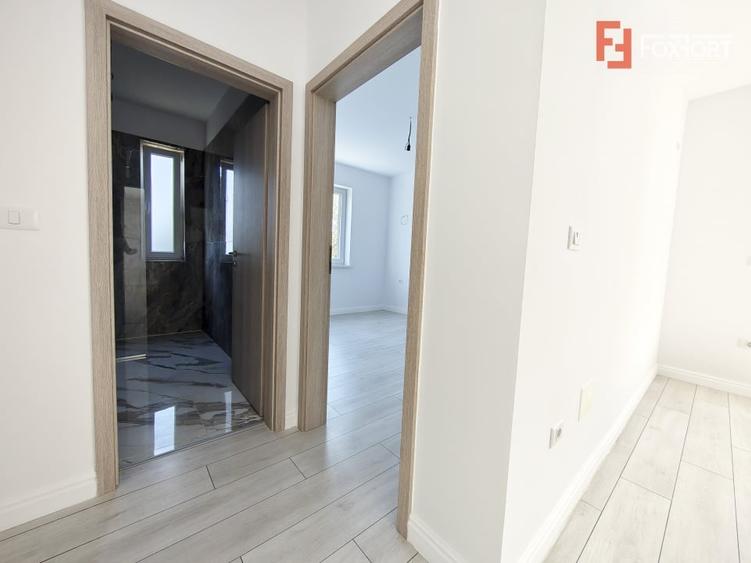 Apartament cu 2 camere decomandat în Giroc