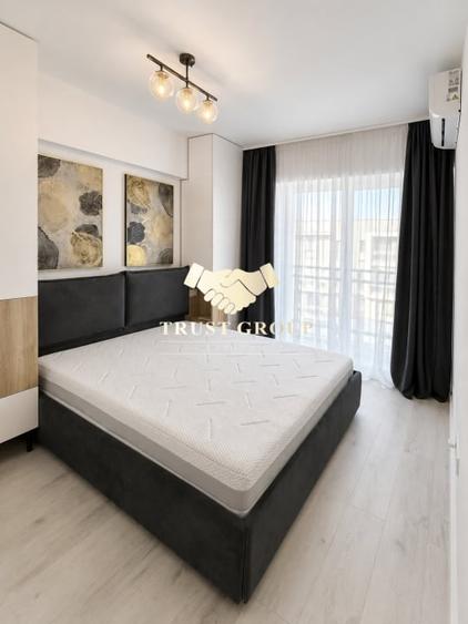 Apartament cu 3 camere decomandat în Aviației