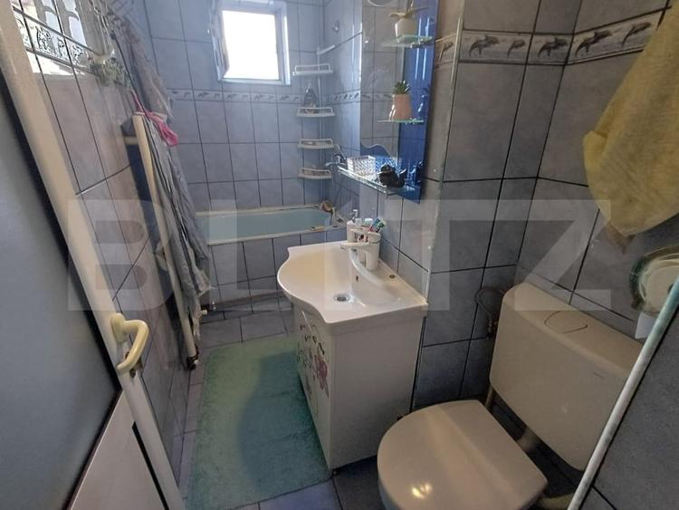 Apartament cu 3 camere semidecomandat, mobilat în Olari