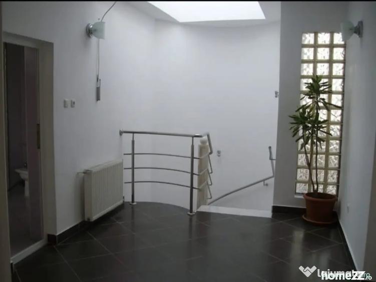 UNICAT vila cu 5 camere, 300 MP, Zona Plopilor, Cluj - Cluj-Napoca (Cluj) - 1