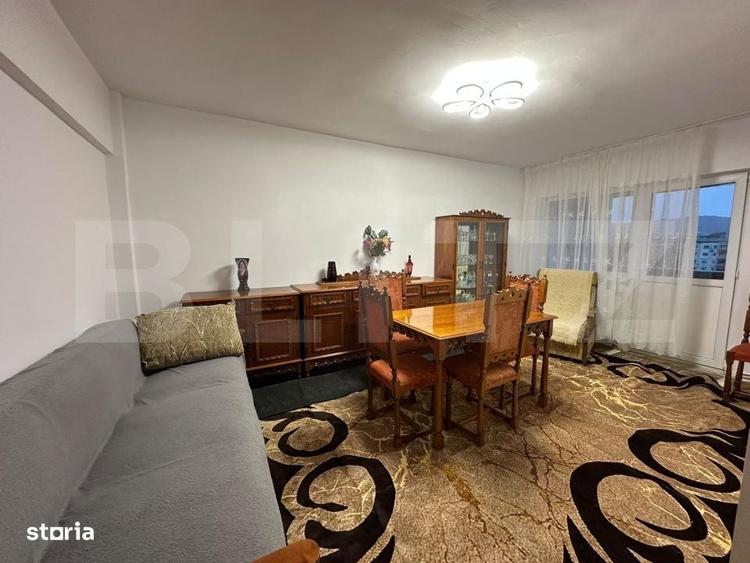 Apartament cu 3 camere decomandat în Batiz