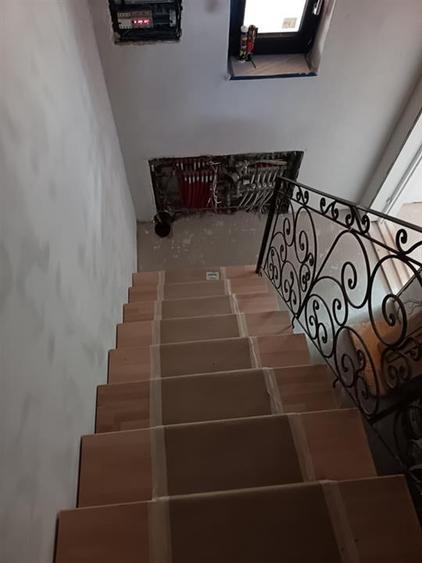 Casă cu 3 camere cu Teren 512 Mp în Chercea