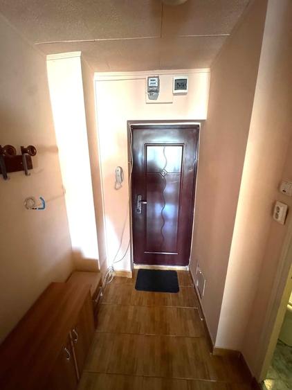 Garsonieră semidecomandată în Est