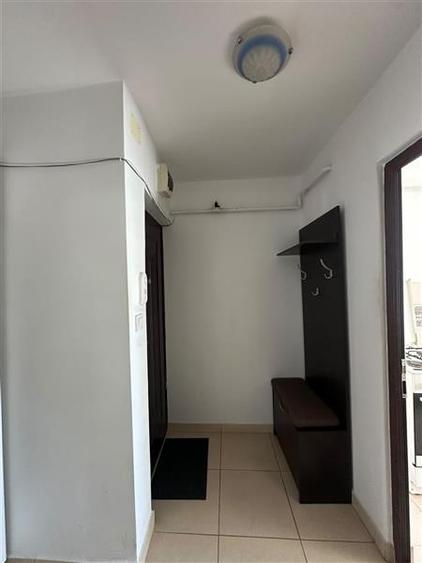 Apartament 2 camere de inchiriat, semidecomandat, etaj intermediar - Podu Ros - 9
