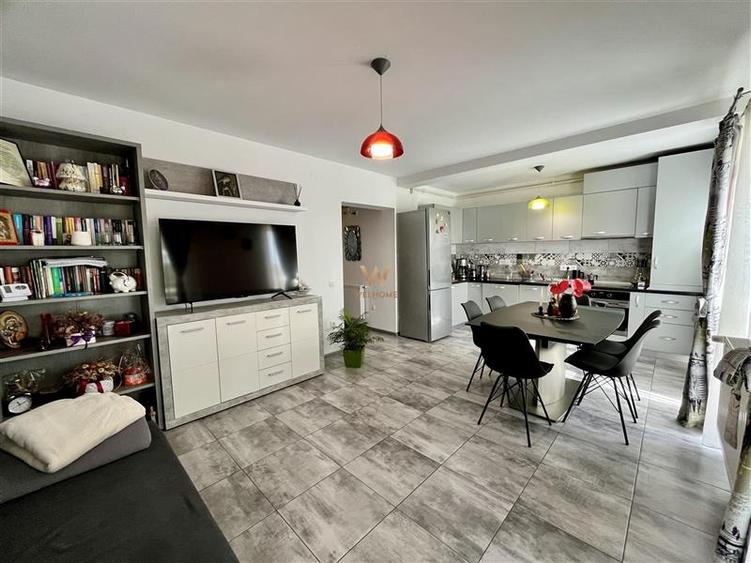 Apartament cu 5 camere decomandat în Arhitecților - Calea Cisnădiei