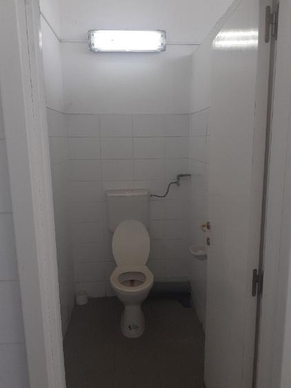 Birou, 3200 mp în 1 Mai