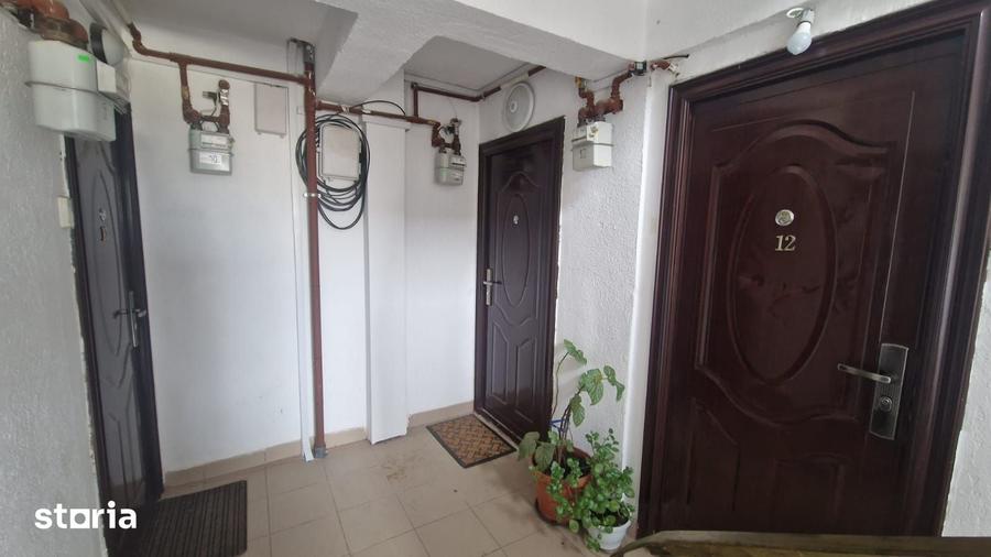 Apartament cu 2 camere în 1 Decembrie