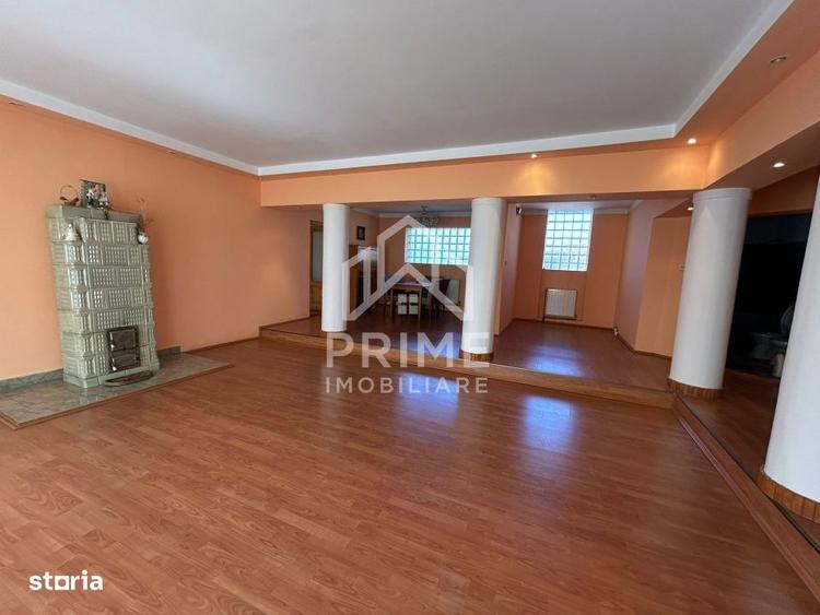 Casă cu 3 camere cu Canalizare în Central