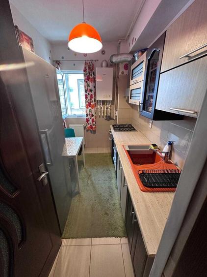 Apartament cu 2 camere decomandat în Exterior Vest