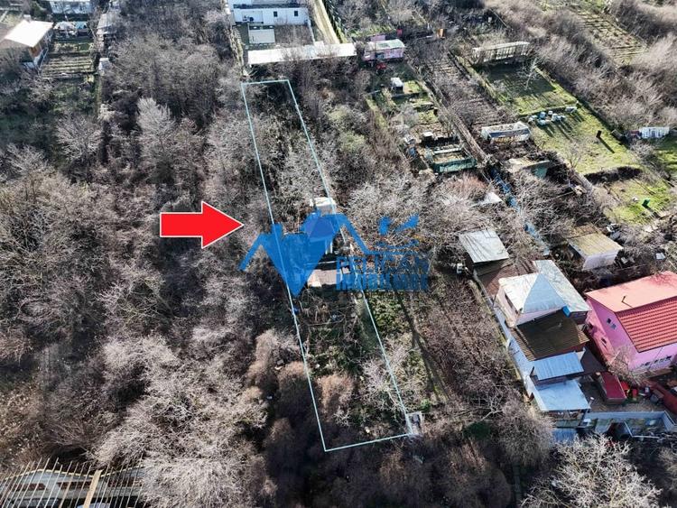 Teren Construcții intravilan de 550 mp, în Sud