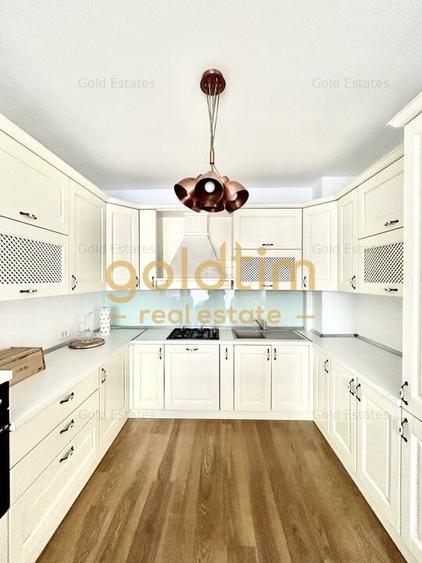 Apartament cu 5 camere decomandat, mobilat în Eminescu