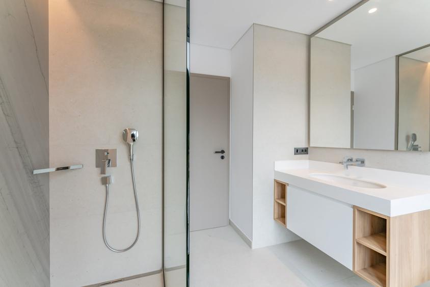 Apartament cu 3 camere decomandat, mobilat în Ultracentral